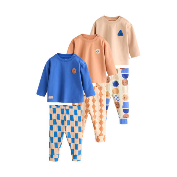 Комплекти та аутфіти